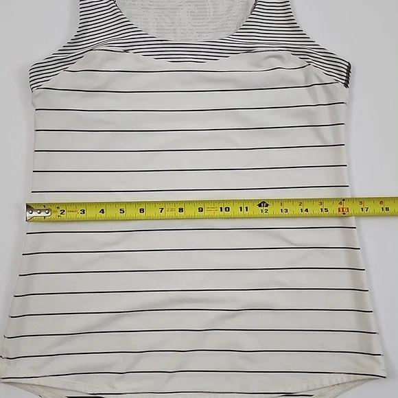 Lululemon Women's Racerback White Black Pin Striped Tank Top Stretch Size 6/8 - Picture 10 of 12